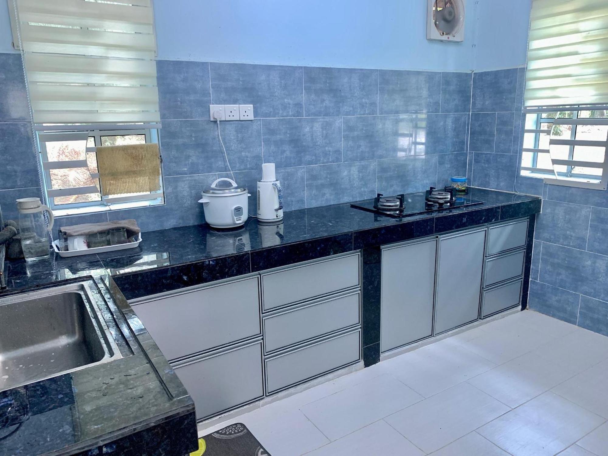 Tiara Inn Homestay 2 Tingkat Pontian Johor Pontian Besar ภายนอก รูปภาพ